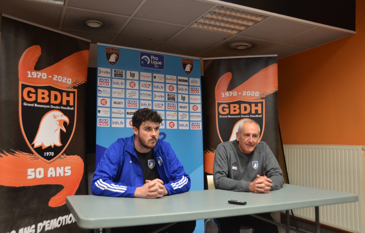 Baptiste Audifredd, arrière-droit et Benoît Guillaume, entraîneur © Gabin Prévost