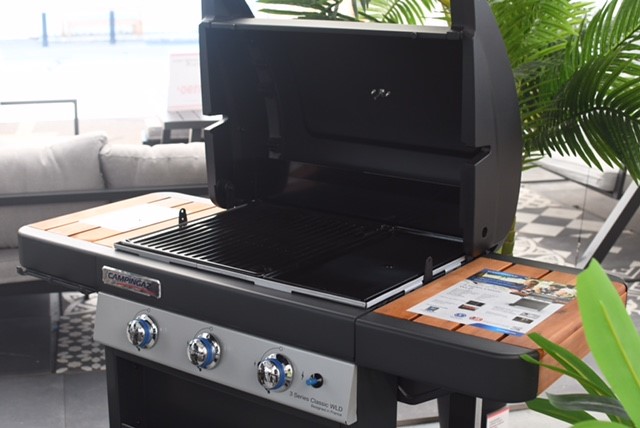 Gagnez un barbecue avec votre magasin Leroy Merlin ©