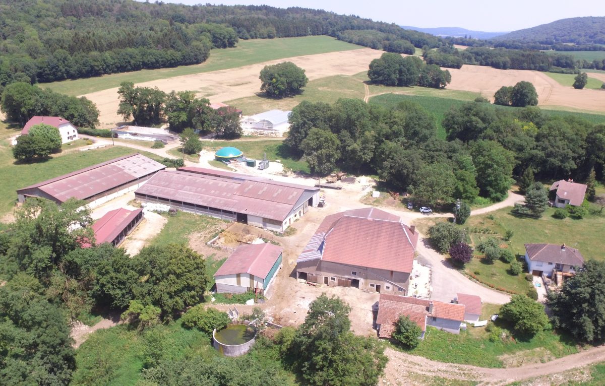  © Ferme du Puy de la Velle