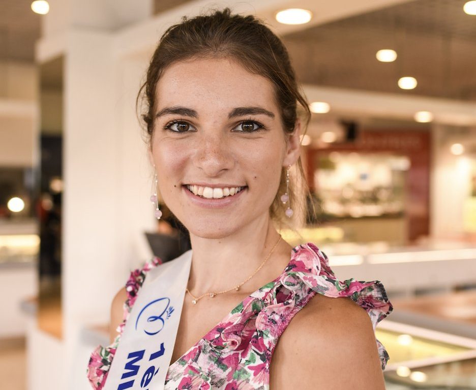 N°1 : Amandine Baudouin, 20 ans, 1,74 m, Miery (39), première dauphine Miss Jura 2022, prépare le concours d'agent territorial spécialisé des écoles maternelles © Comité Miss Franche-Comté