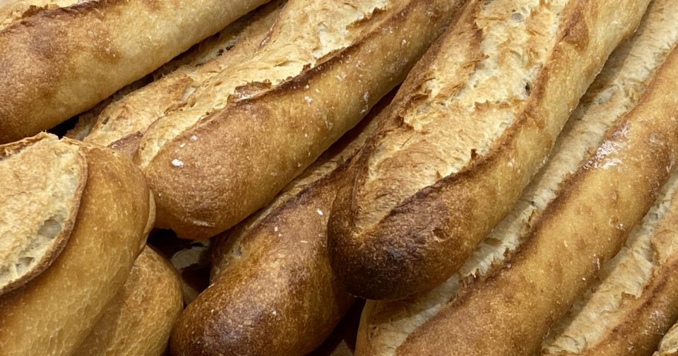 Deux boulangers de la région en lice au concours national de la meilleure baguette de tradition française • macommune.info