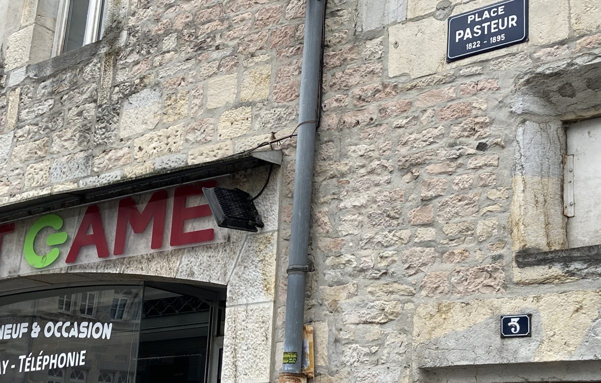  &copy; Élodie R.