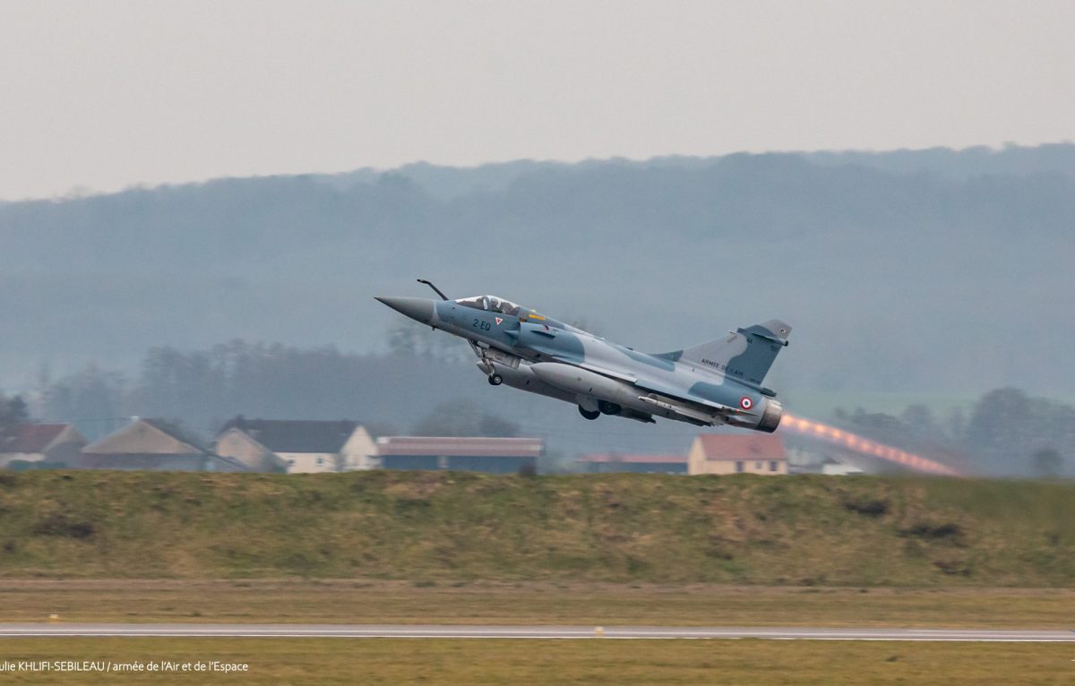 Le mercredi 22 février 2023 sur la base aérienne 116 départ de deux mirages-5F de l'Escadron de Chasse 1/2 