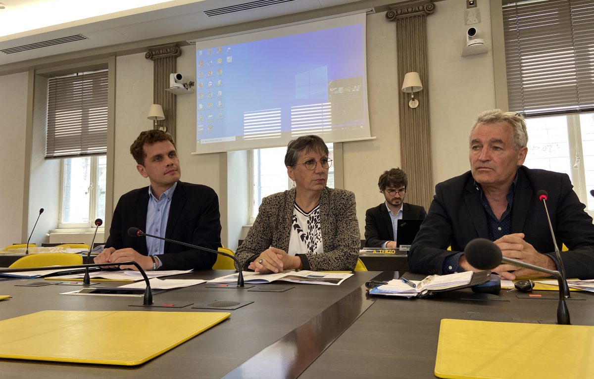 Anthony Poulin (à gauche), Anne Vignot (au centre) et Christophe Lime (à droite)  © Pauline G