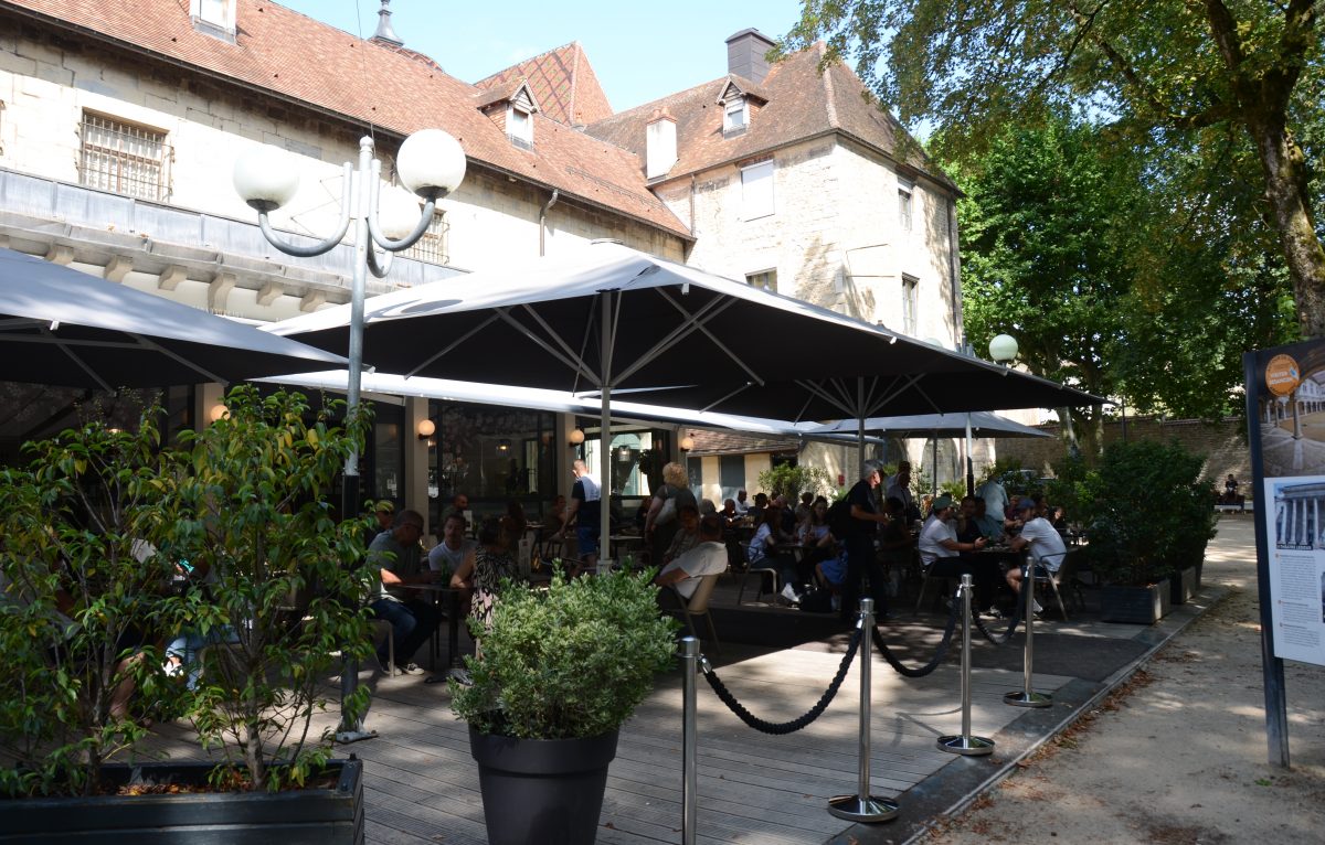 Place Granvelle © Lilou B.