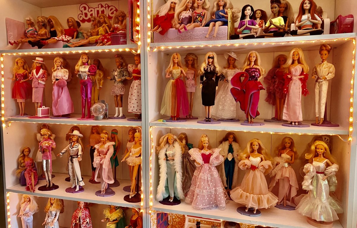 Laurent, l'homme aux plus de 400 poupées Barbie… •