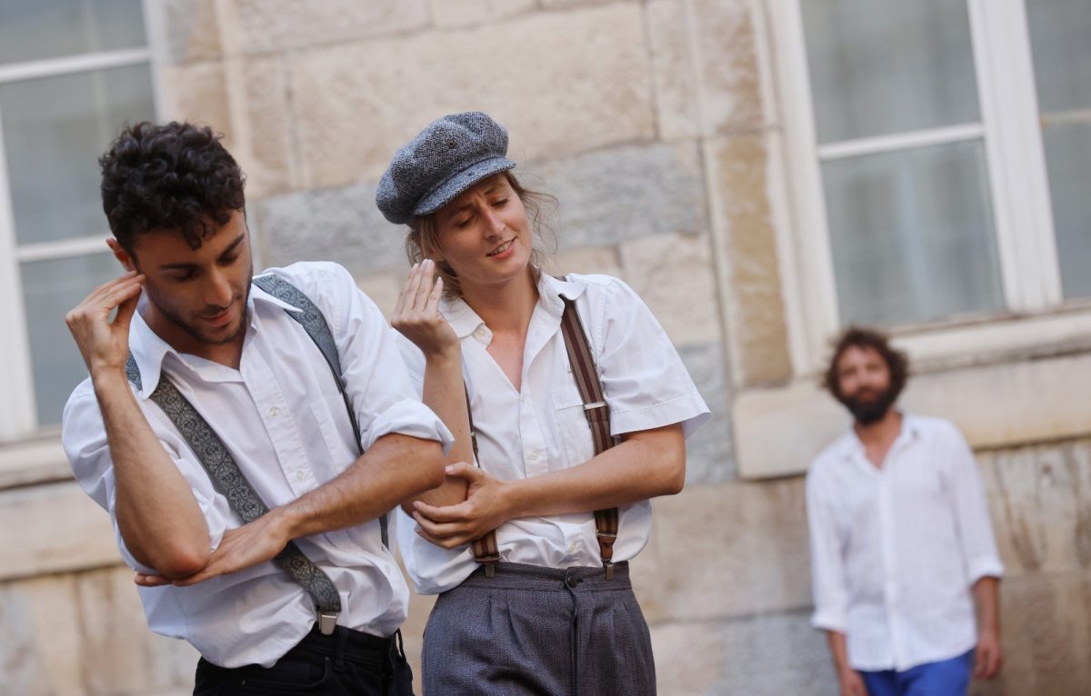 Coline et Florian lors de la représentation de leur spectacle 