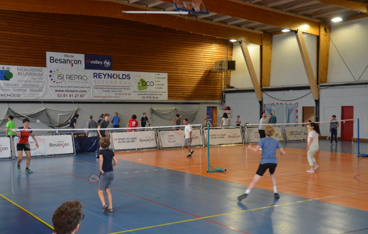 Sports collectifs en salle - site de la Malcombe © Lilou B.