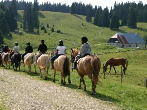 Centre équestre Les Bâties à Mouthe © Centre équestre Les Bâties