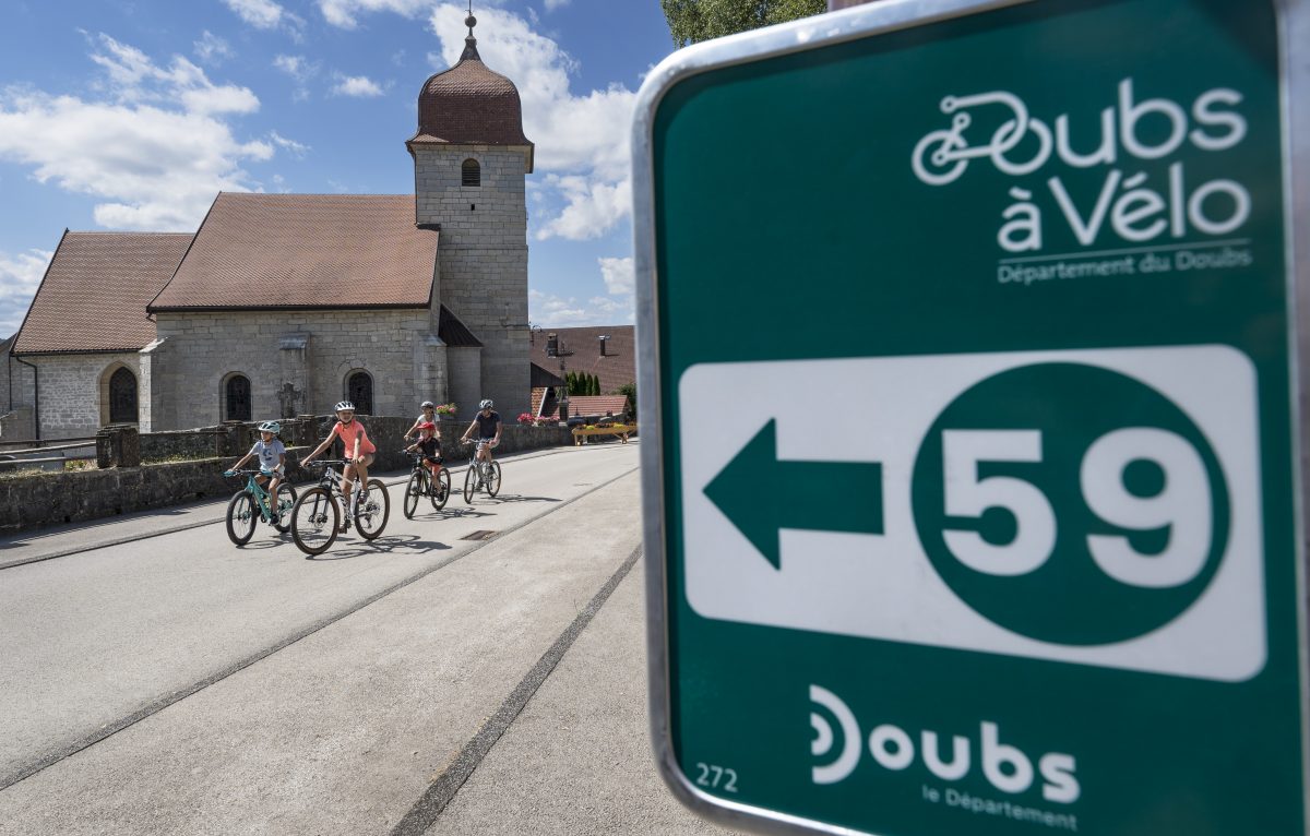 Cyclos Doubs Tourisme - Le réseau Points-Noeuds © Doubs Tourisme - Laurent Cheviet 