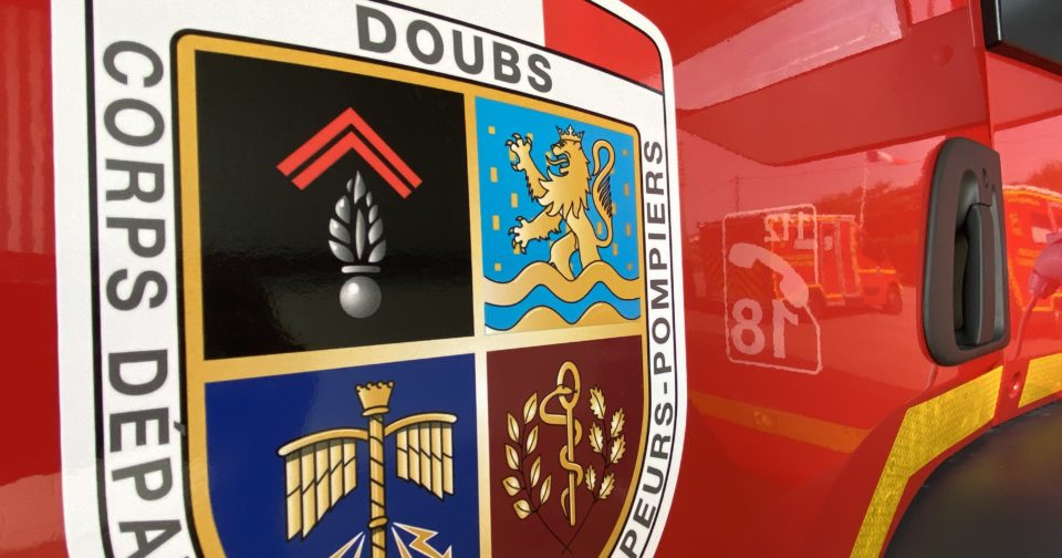 Un feu de cheminée se propage au plancher en bois d’une maison à Lavans-Vuillans • macommune.info