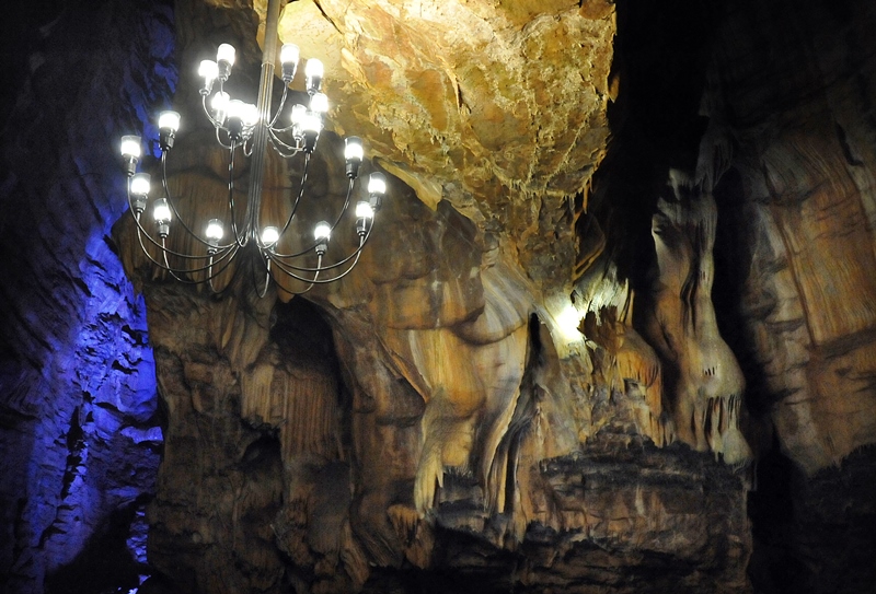 Grotte de-Baume-les-Messieurs © Le Point Lumineux
