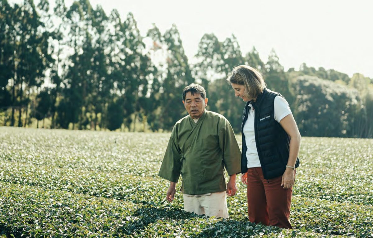 Barbara Bessot Ballot en voyage en pays producteur, le Japon. © laGrange