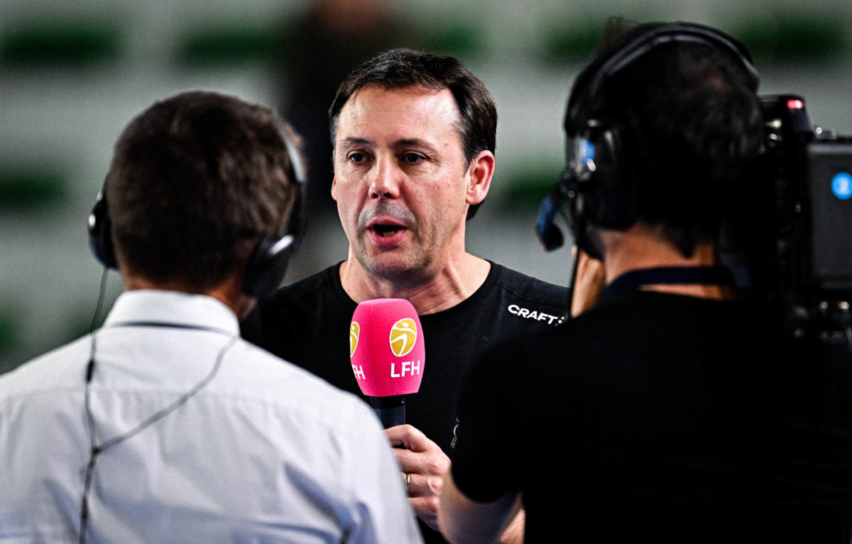 Jerome DELARUE assistant coach of Nantes prior to the French Ligue Butaguaz Energie women’s Handball match between Les Neptunes de Nantes Handball and Metz Handball on October 7, 2023 at Complexe Sportif Mangin Beaulieu in Nantes, France. (Photo by Baptiste Fernandez/Icon Sport) © ESBF