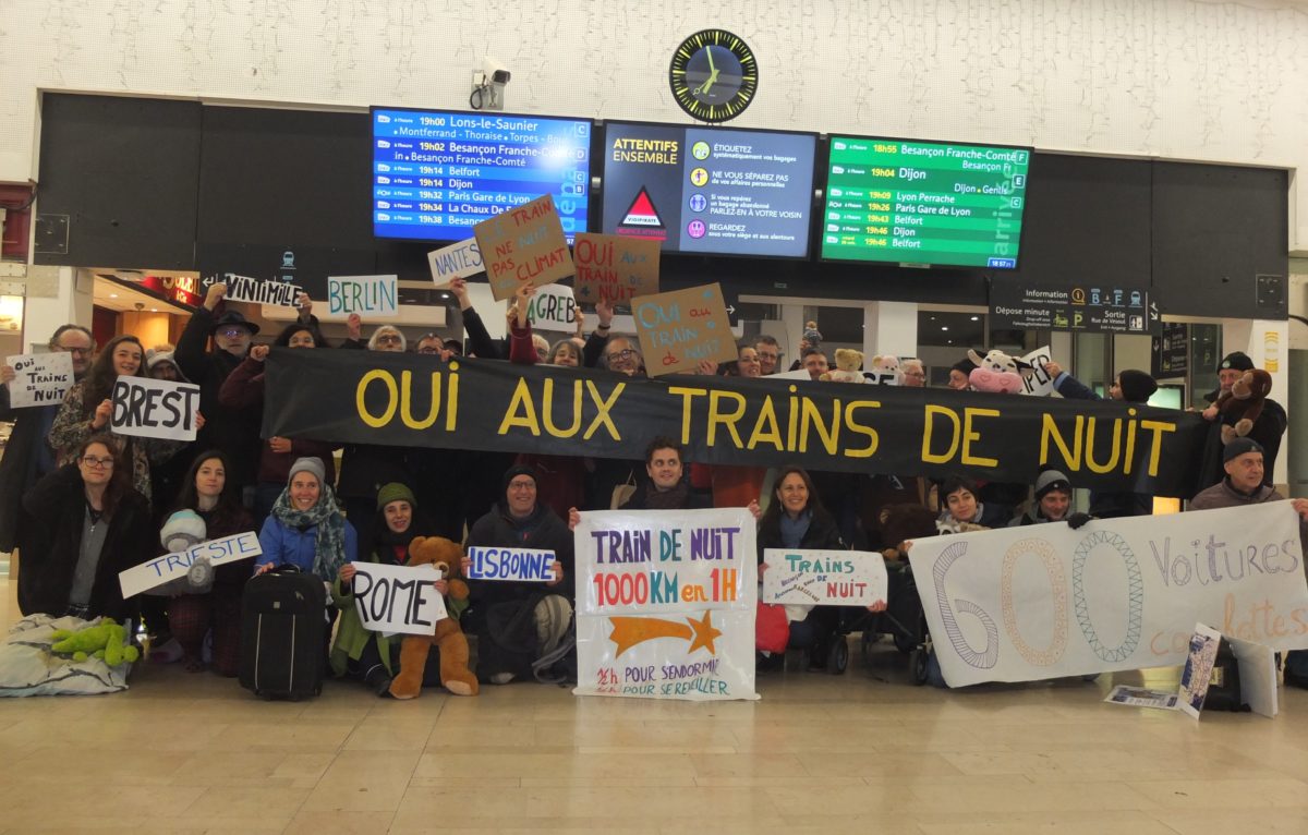 Mercredi 20 décembre 2023 à la gare Viotte. © Collectif 