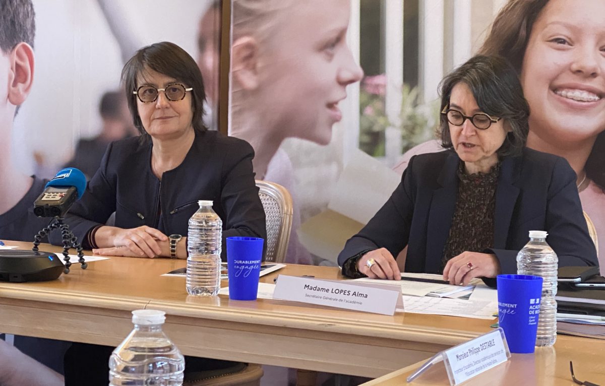 Patrice Durant, directeur académique des services de l'Education nationale (DASEN) du Doubs, Nathalie Albert-Moretti, rectrice de l'académie de Besançon et Alma Lopes, secrétaire générale de l’académie de Besançon. © Alexane Alfaro