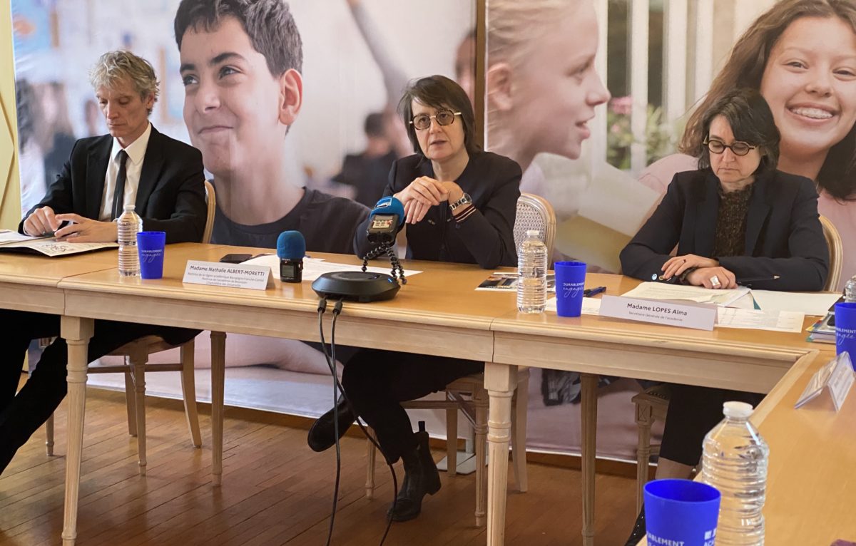 Patrice Durant, directeur académique des services de l'Education nationale (DASEN) du Doubs, Nathalie Albert-Moretti, rectrice de l'académie de Besançon et Alma Lopes, secrétaire générale de l’académie de Besançon. © Alexane Alfaro