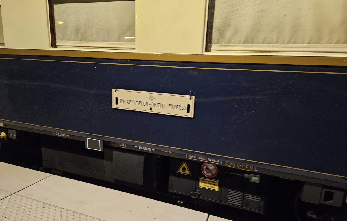 Le train l'Orient Express en gare de Besançon-Viotte ce 13 mars 2024 © Nicolas Guillaume