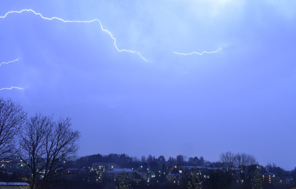 Orage du vendredi 15 mars 2024 à Besançon. &copy; Mario Castro Santiago