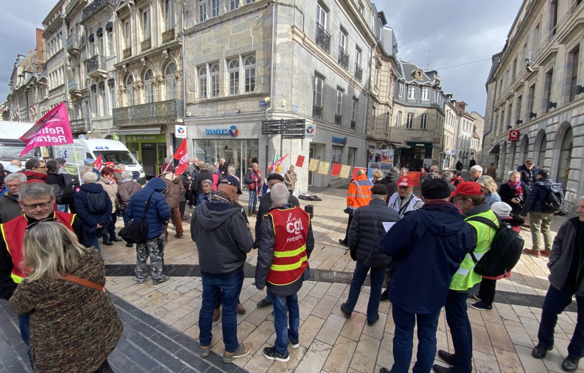 Manifestation des retraité(e)s à Besançon. © Alexane Alfaro