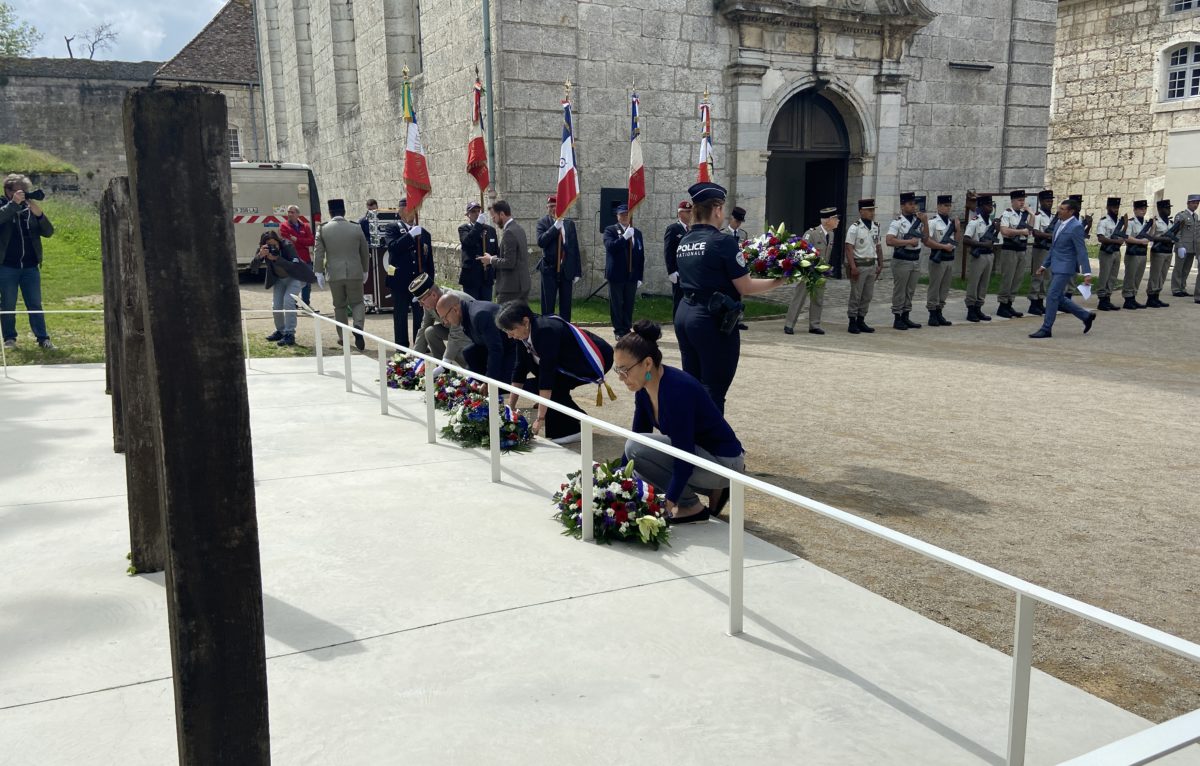  © Élodie R.