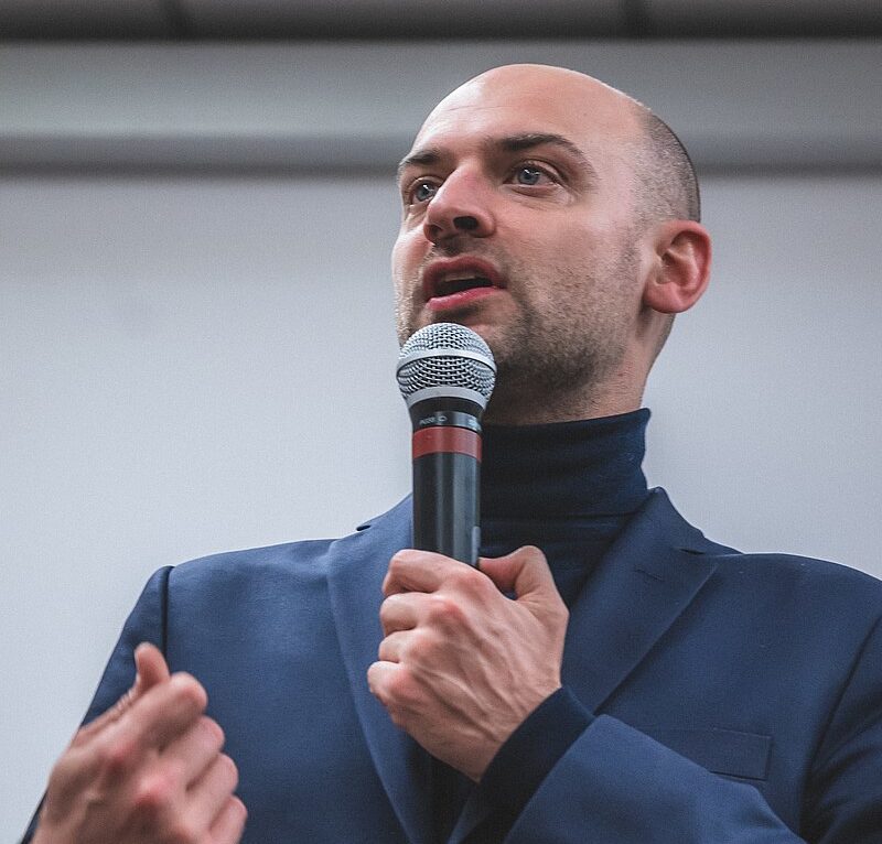 Jean-Noël Barrot à la rentrée du MoDEM lillois 2024. © Stanislas Ferrari