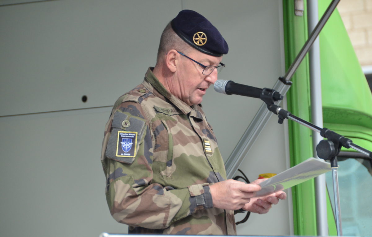 Mot d'accueil du lieutenant colonel Thierry © Zoé Coutelle