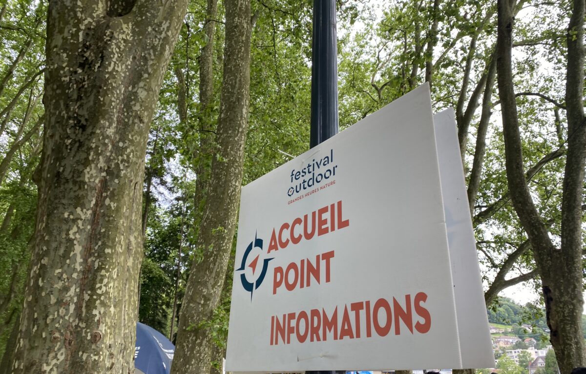  © Hélène Loget