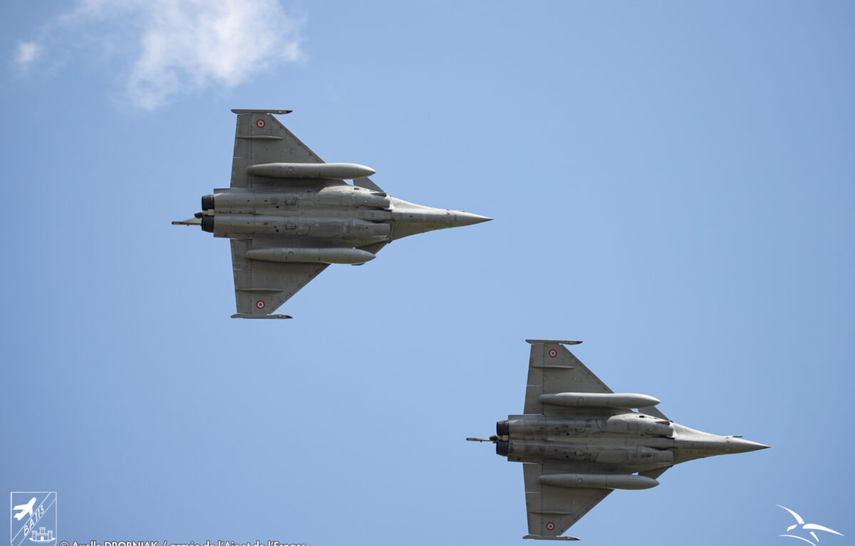 Démonstration des requin mike devant le GCFAS le Général de corps Jérome Bellanger pour la validation du ruban le mercredi 17 juillet sur la base aérienne 113 