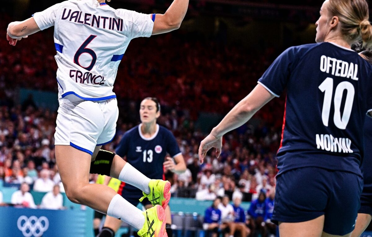  © Facebook Équipes de France de Handball