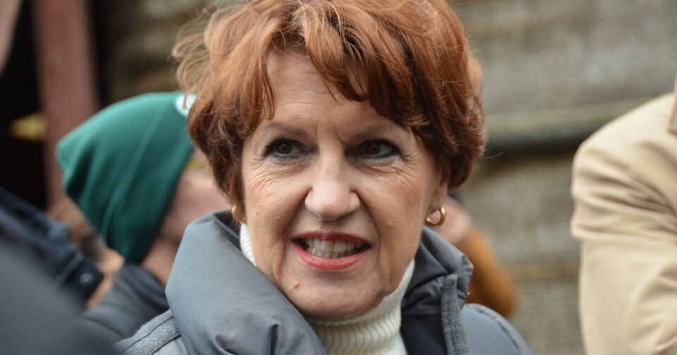 Annie Genevard invite industriels et distributeurs à “se remettre autour de la table” • macommune.info