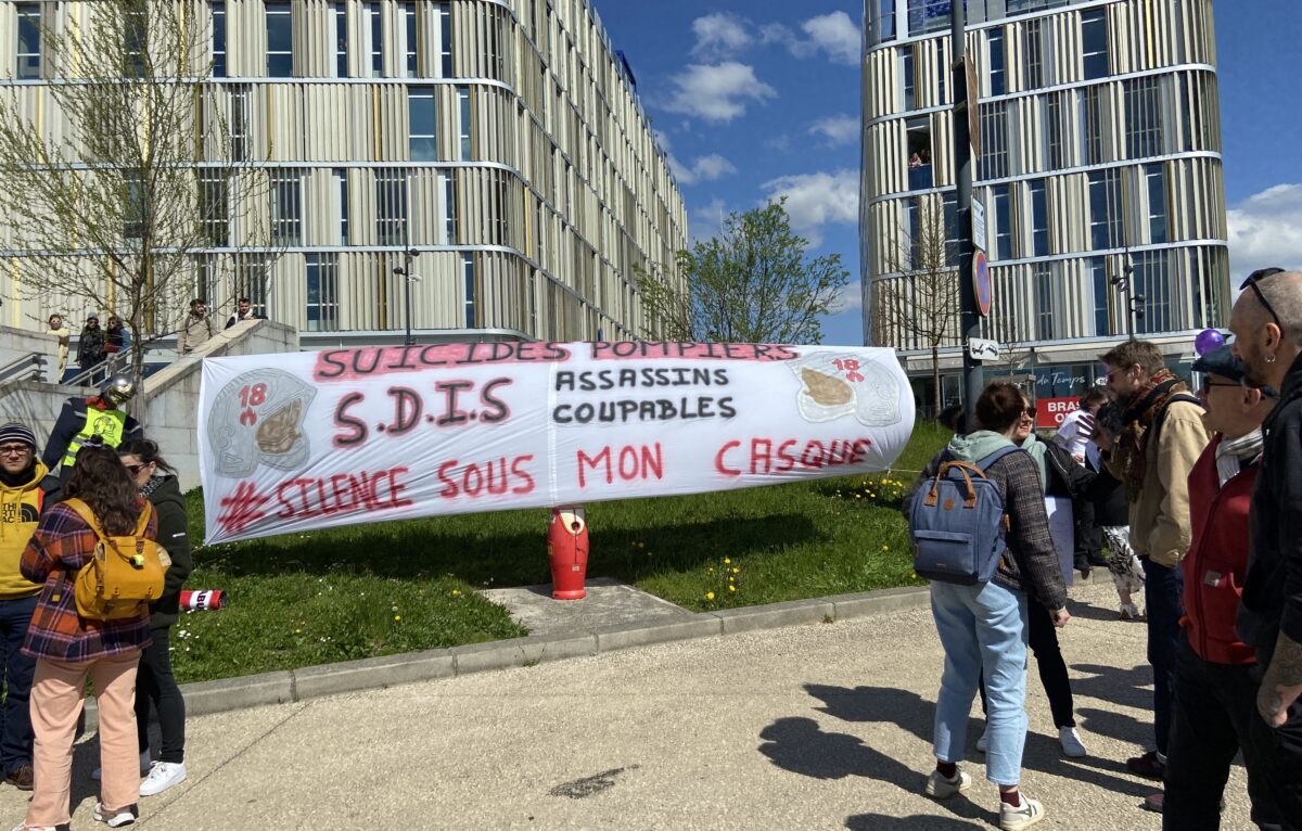  © Élodie R.