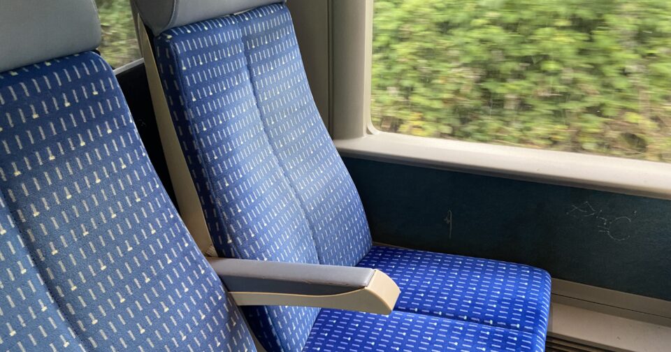 Un voleur pris en flagrant délit de vol dans un train par deux gendarmes et un policier en civil • macommune.info