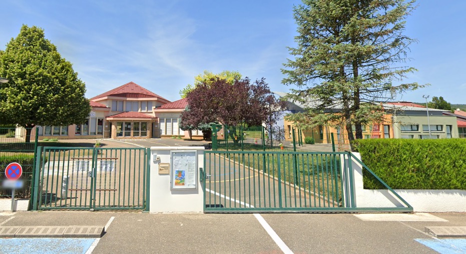 Ecole d'Arcey © capture google street view