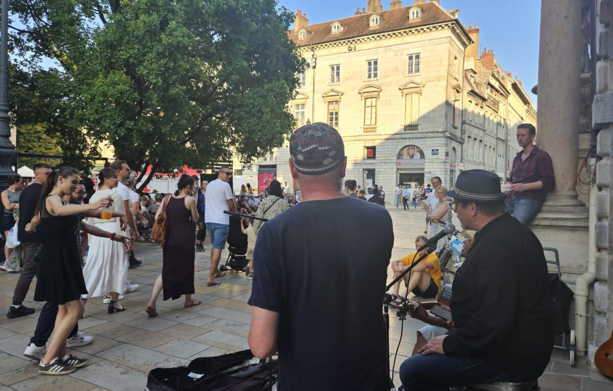 © Élodie R.