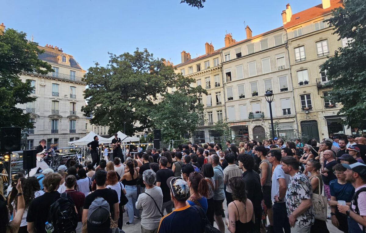 © Élodie R.