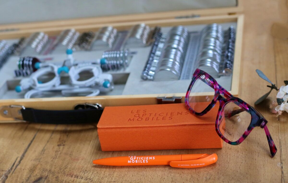 Pauline Jeannin : Opticienne mobile ©  Caro Lechat Photo