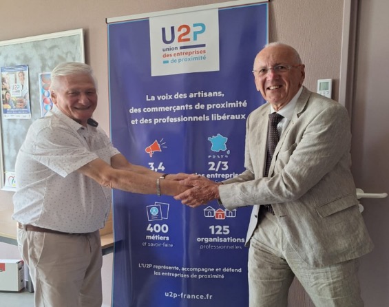Alain Chandioux (à droite), nouveau Président de l’U2P Bourgogne Franche-Comté et Jean-Claude Brady, ancien Président de l’U2P de Bourgogne Franche-Comté, le 23 juin 2025.
 © U2P Bourgogne Franche-Comté 