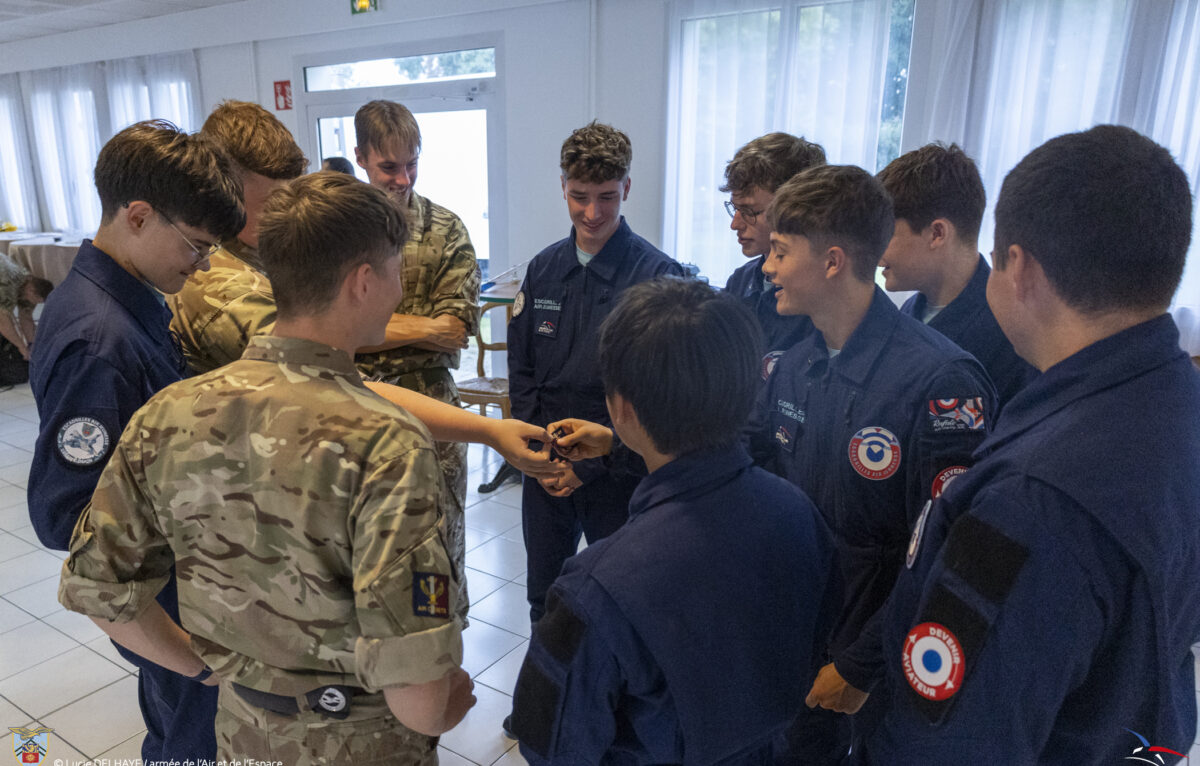La Base aérienne 116 de Luxeuil- Saint Sauveur a l'honneur d'accueilir les cadets de la Royal Air Force du lundi 25 aout au 29 aout 2025.
Pendant cette semaine riche en activité, le programme est composé de :
- visite des différentes unités de la BA116
- accrobranche + visite d'une confiserie locale
- visite 1er régiment de tirailleurs d'Epinal
-visite du cimetière Americain d'Epinal
-Rencontre de nos EAJ avec les cadets
-visite de la ville de Luxueil-les-Bains (musée) + musée de la base. © BA 116