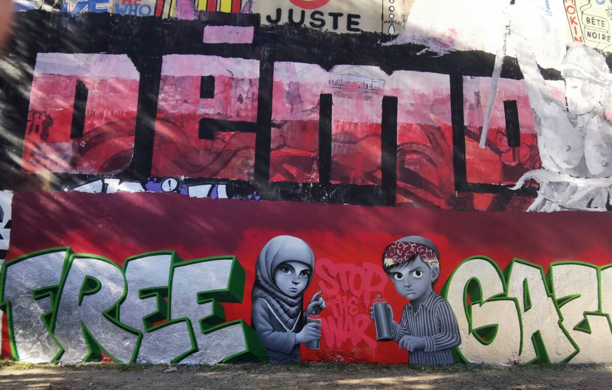 Fresque en cours de réalisation. © Denis Vieille