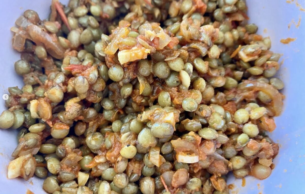 Recette de lentilles à la tomate © Alex ne se viande pas