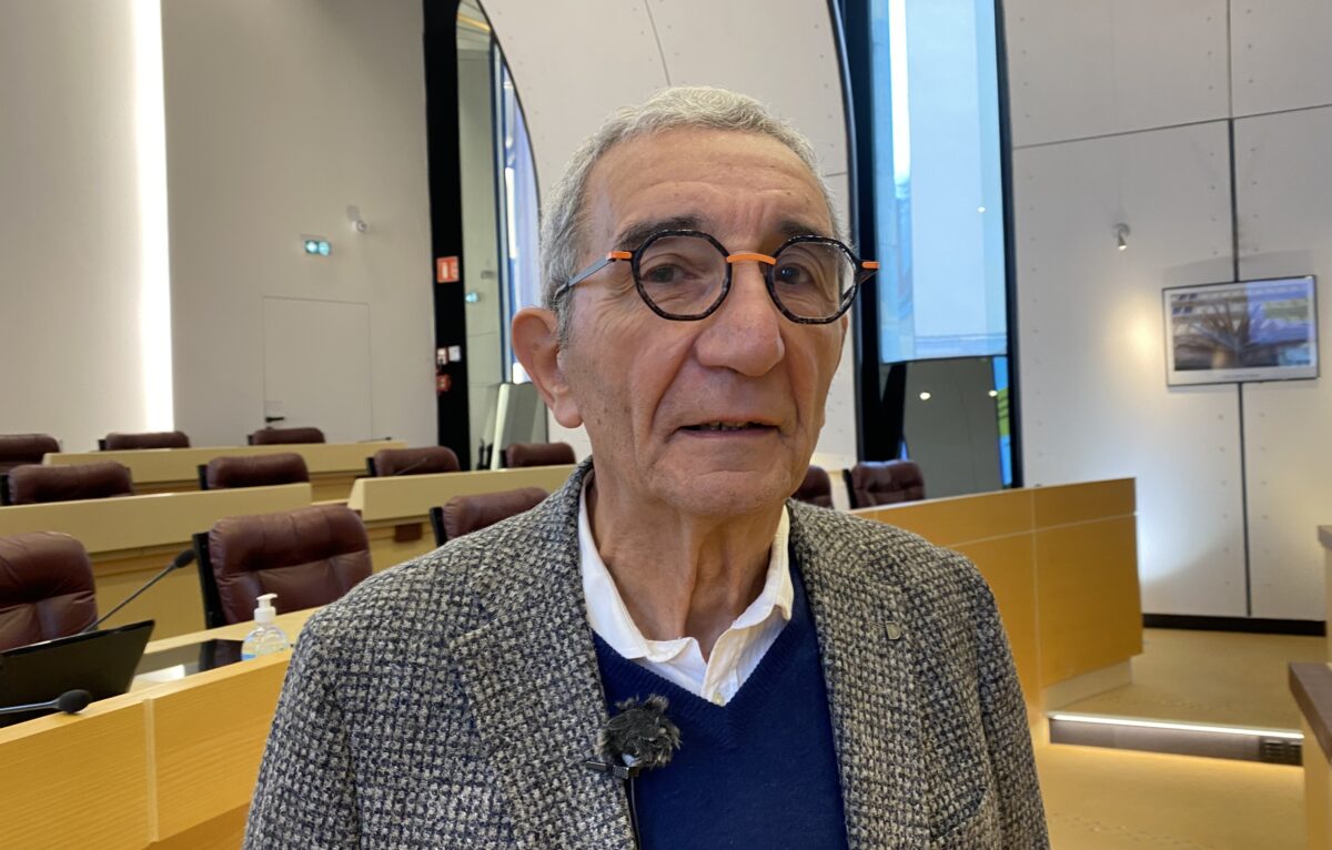 Patrick Ayache, maire de Pirey et vice-président de la Région Bourgogne Franche-Comté  &copy; Hélène Loget