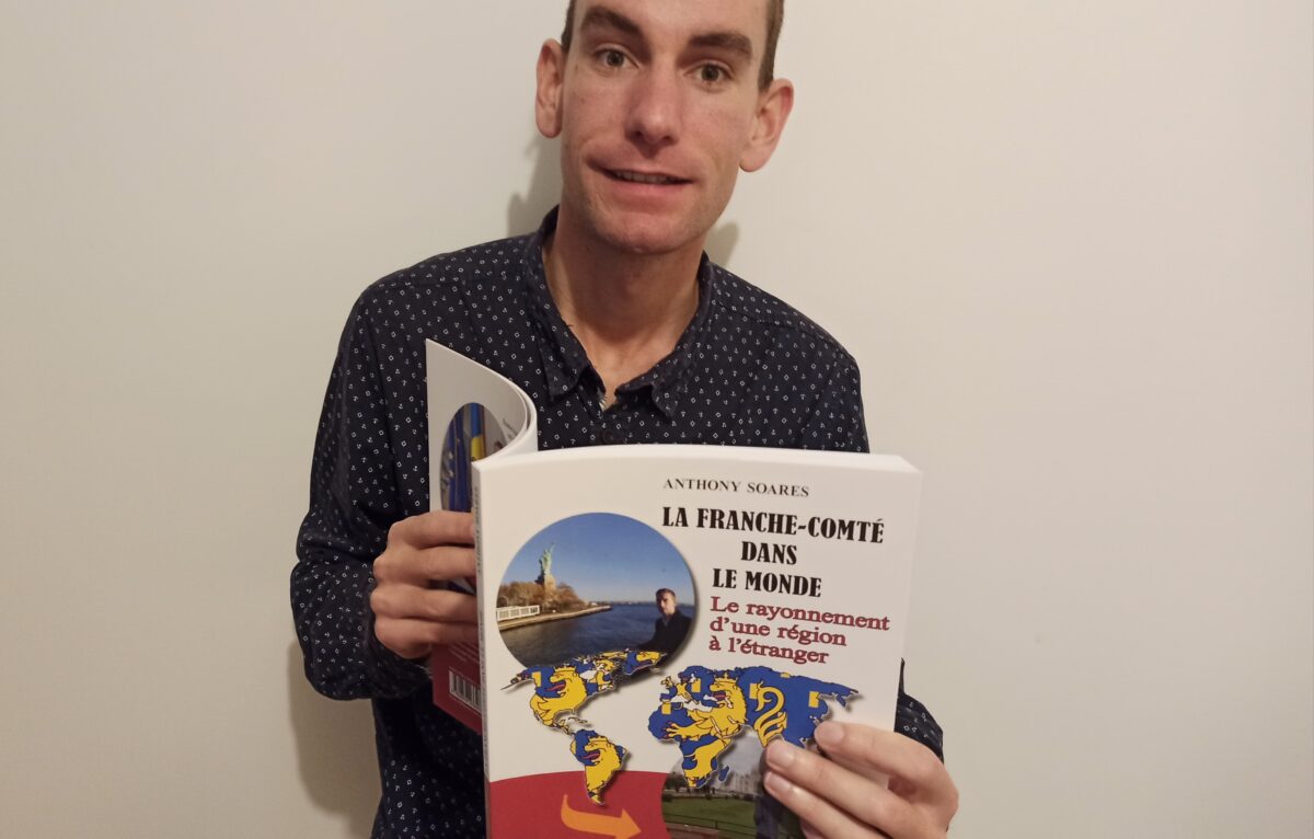Anthony Soares avec son nouveau livre : 