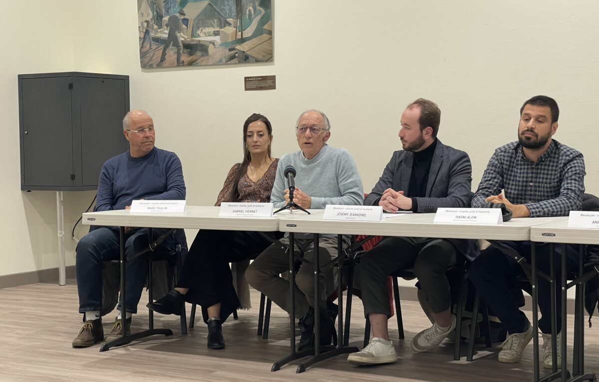 Marc Paulin, Eva Huguenet, Gabriel Viennet, Jérémy Jeanvoine et Hasni Alem. © Alexane Alfaro