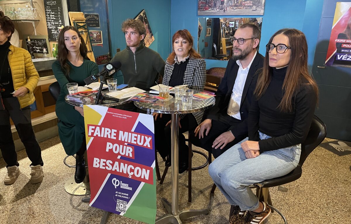 Hélène Magnin-Feysot, Martin Mellion, Séverine Véziès , Etienne Bertoneche et Magalie Suter © Alexane Alfaro