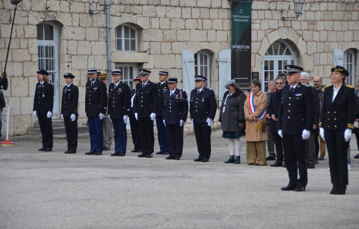  &copy; Hélène Loget