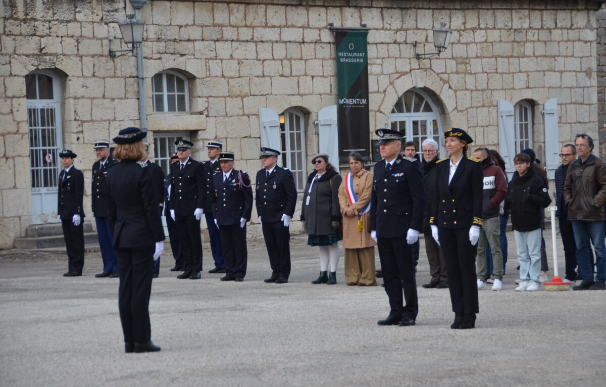  &copy; Hélène Loget