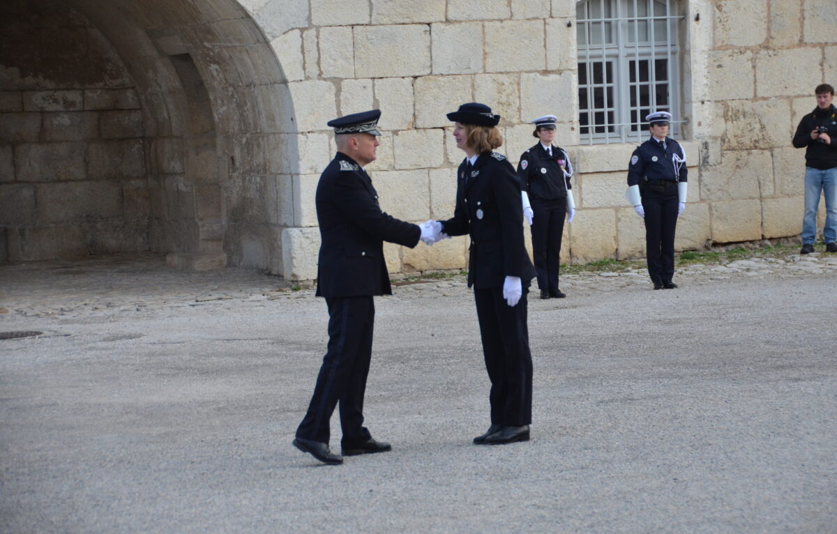  &copy; Hélène Loget