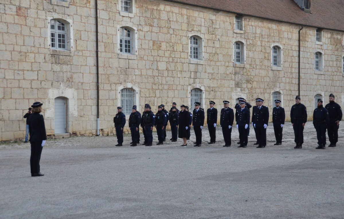  &copy; Hélène Loget