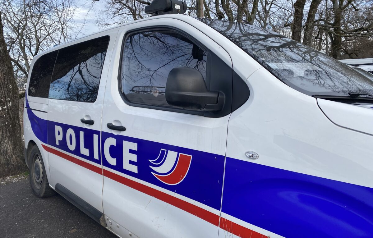  &copy; Hélène Loget